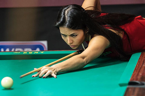 Shanelle Loraine Poolmania